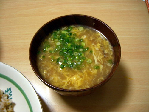 蟹チャーハンとフカひれスープ
