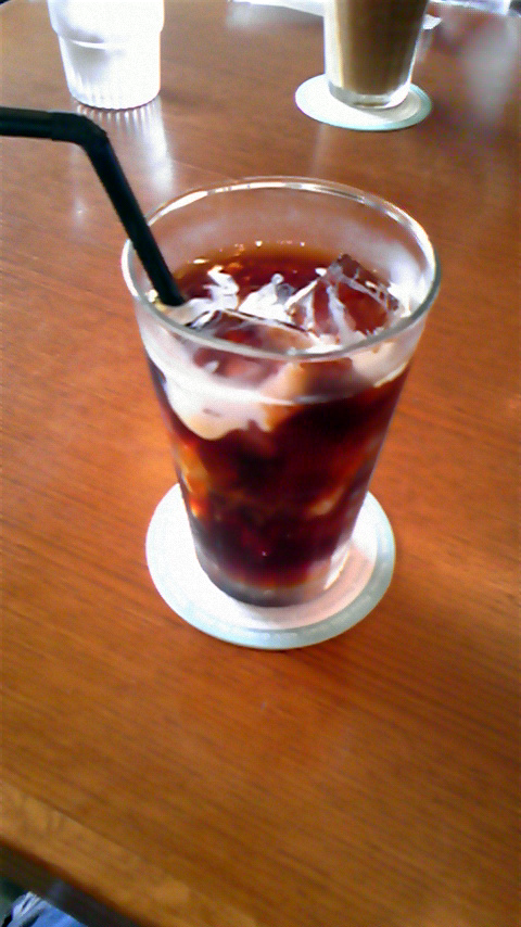 仙川でillyが飲める「Mokichi Cafe」