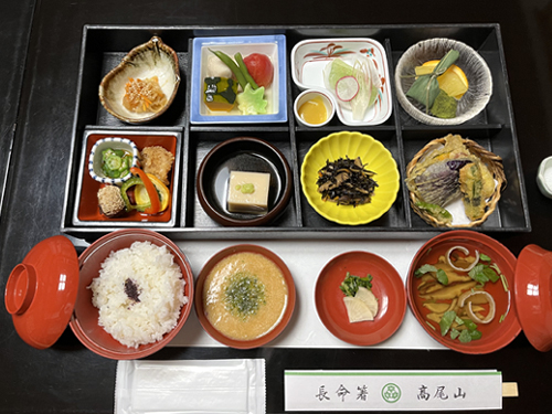 高尾山で精進料理