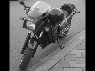 GPZ900R