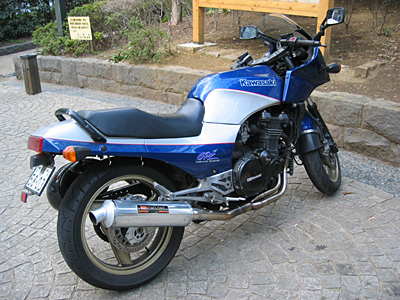 GPZ900R